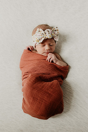 Rhiannon-Newborns-1035