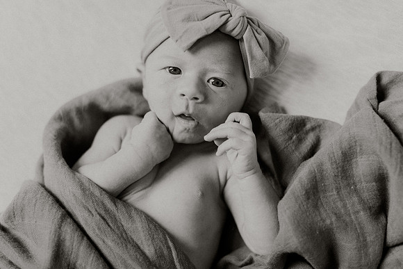 Rhiannon-Newborns-1065