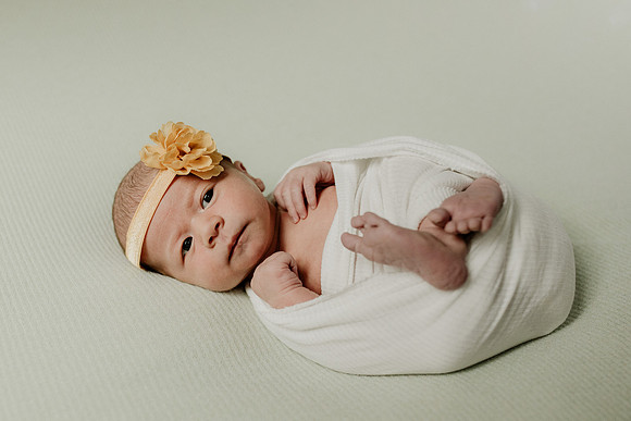 Rhiannon-Newborns-1028