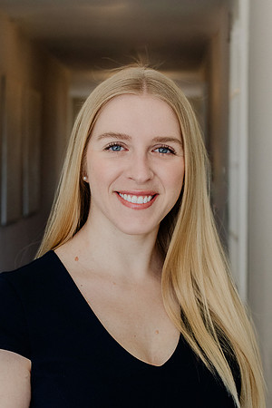 Laken-Headshot-1008
