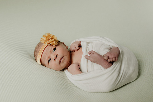 Rhiannon-Newborns-1023