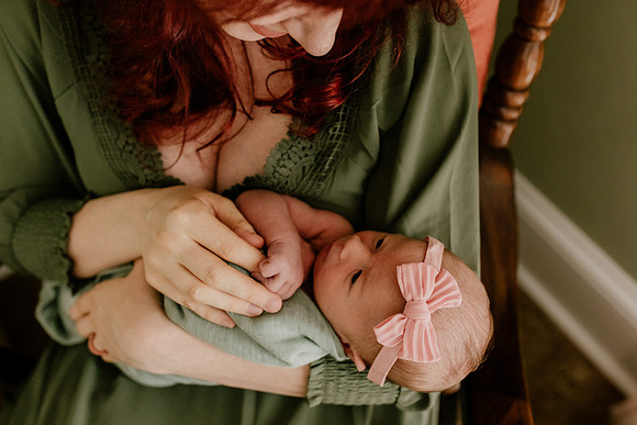 Rhiannon-Newborns-1150