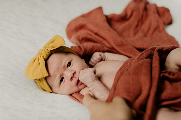 Rhiannon-Newborns-1050