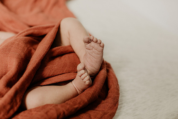 Rhiannon-Newborns-1054