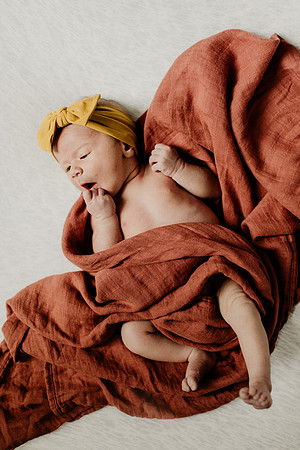 Rhiannon-Newborns-1057