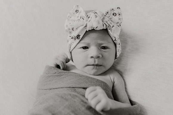 Rhiannon-Newborns-1041
