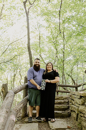 Laura-Travis-Maternity-1100