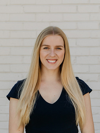 Laken-Headshot-1101