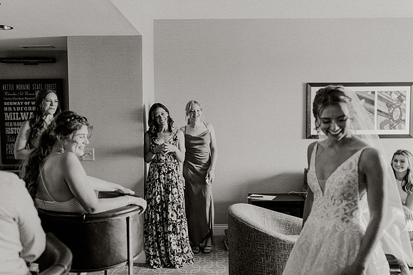 Alyssa-Sam-Wisneski-1050