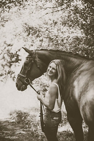HeatherSeniors-1018
