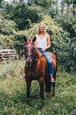 HeatherSeniors-1021