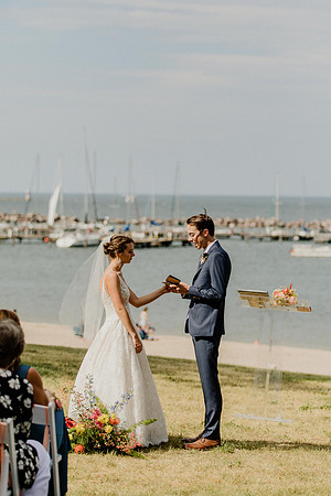 Alyssa-Sam-Wisneski-1204