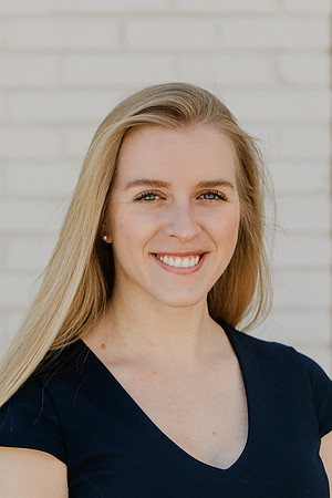 Laken-Headshot-1113
