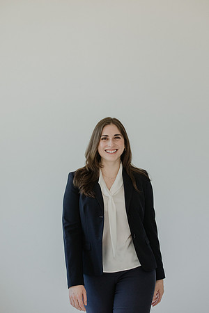 Ismet-Headshots-1054