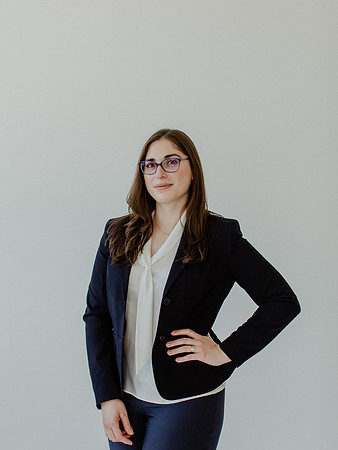 Ismet-Headshots-1143