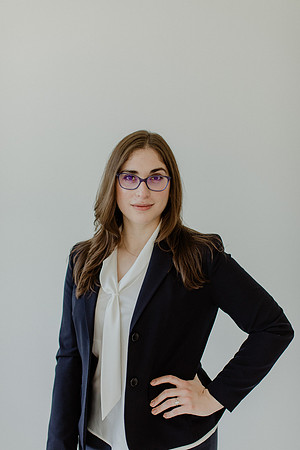 Ismet-Headshots-1149