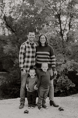 Helmeid-Family-1080