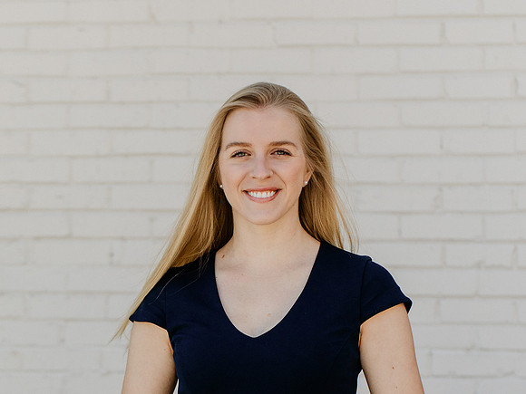 Laken-Headshot-1114