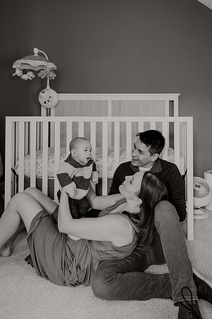 Chin-Family-1023