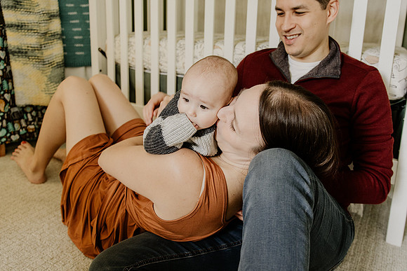 Chin-Family-1032