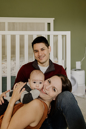 Chin-Family-1036