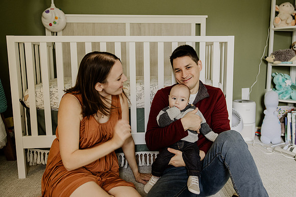 Chin-Family-1037