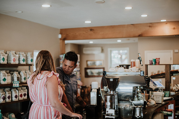 caleb-heather-cedarburg-engagement-session-1010