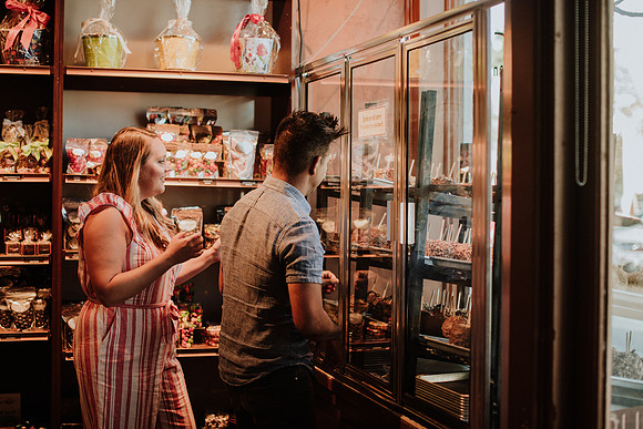 caleb-heather-cedarburg-engagement-session-1029