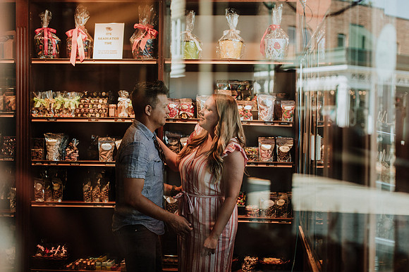 caleb-heather-cedarburg-engagement-session-1038