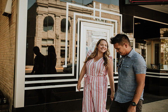caleb-heather-cedarburg-engagement-session-1049