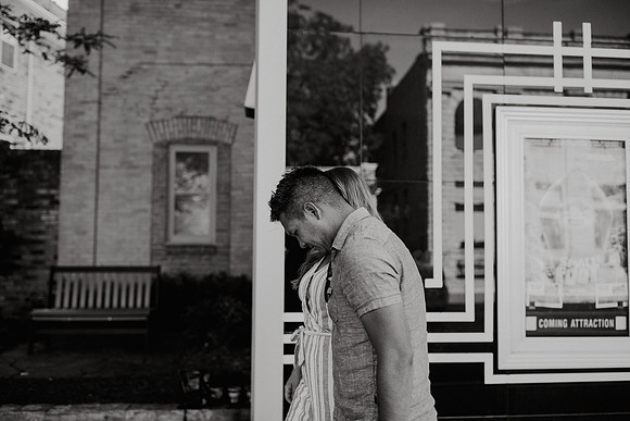 caleb-heather-cedarburg-engagement-session-1050