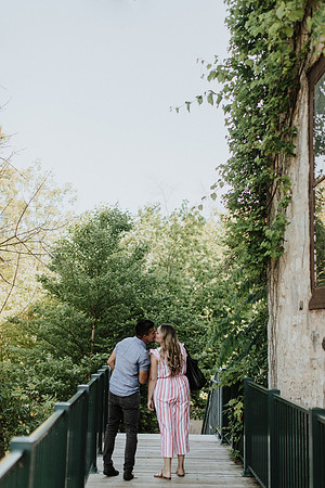 caleb-heather-cedarburg-engagement-session-1082