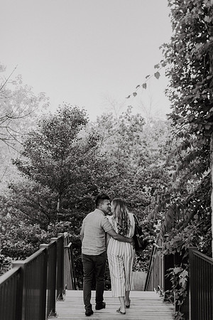caleb-heather-cedarburg-engagement-session-1084