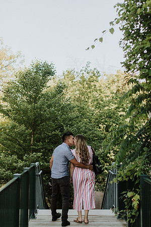 caleb-heather-cedarburg-engagement-session-1085