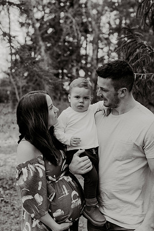 Brunette-Family-22-1012