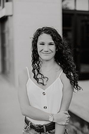 Kaylee-Senior-Photos-1013