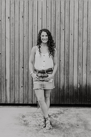 Kaylee-Senior-Photos-1022