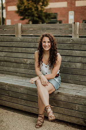 Kaylee-Senior-Photos-1031