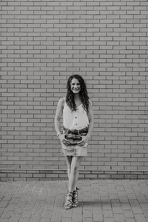Kaylee-Senior-Photos-1046