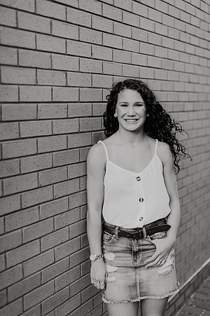 Kaylee-Senior-Photos-1054