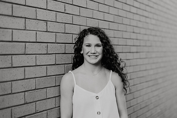 Kaylee-Senior-Photos-1057