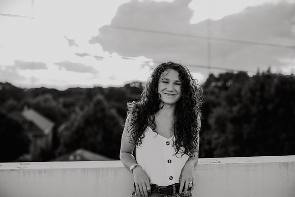 Kaylee-Senior-Photos-1078