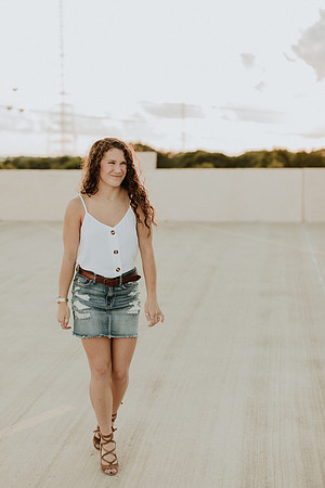 Kaylee-Senior-Photos-1080