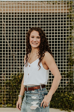 Kaylee-Senior-Photos-1082