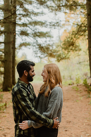 Taylor-Eddie-Engagement-Session-1026