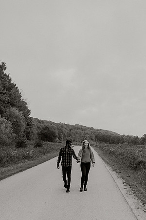 Taylor-Eddie-Engagement-Session-1085