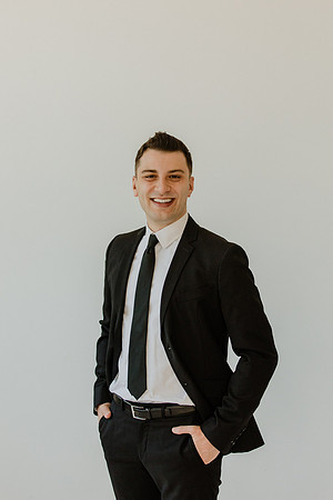 Ivan-Headshots-1005