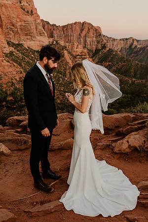 Laura-Jeffrey-Miller-Zion-1708
