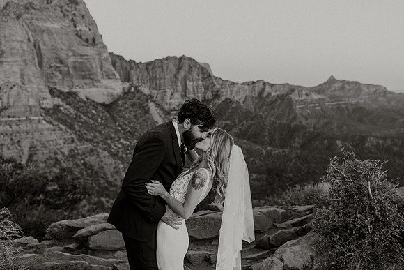 Laura-Jeffrey-Miller-Zion-1719