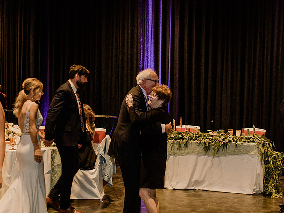 Laura-Jeffrey-Miller-Reception-1516